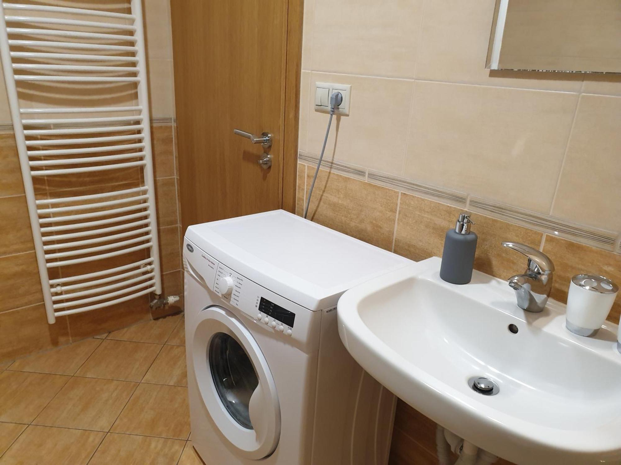 Apartman Slavkov Home & Parking Nová Lesná エクステリア 写真