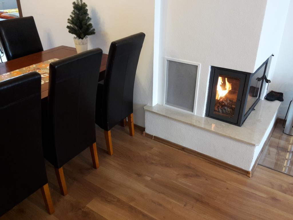 Apartman Slavkov Home & Parking Nová Lesná エクステリア 写真